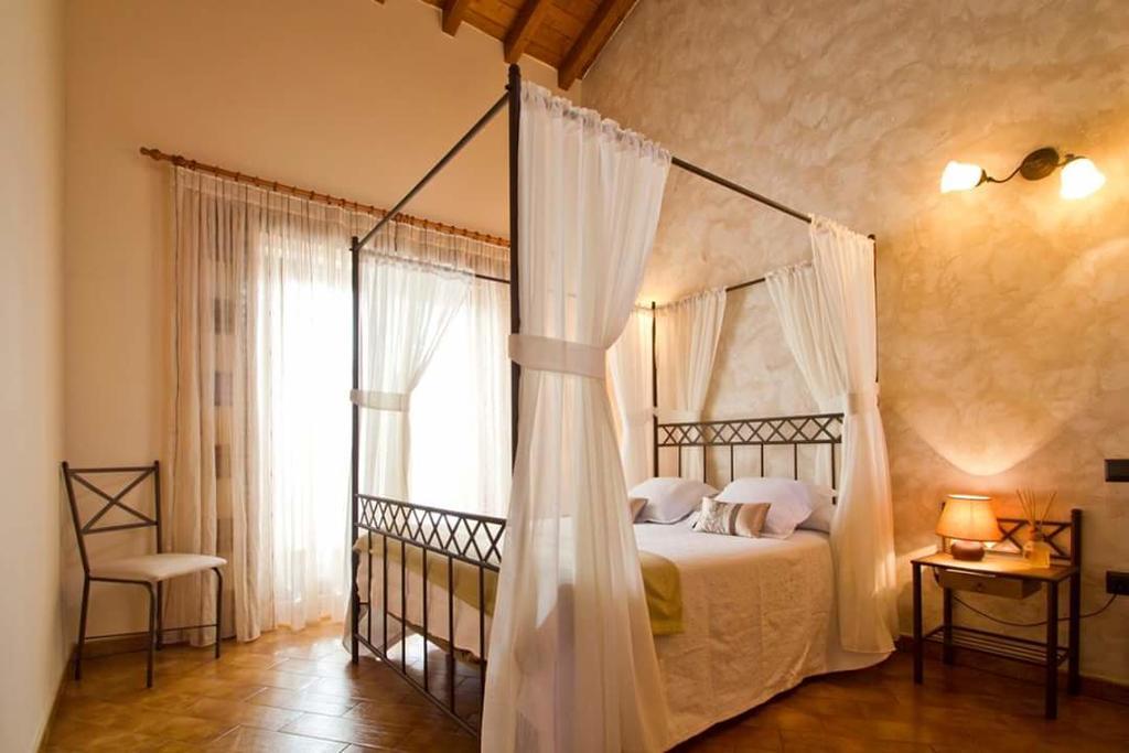 La Fabula Inn